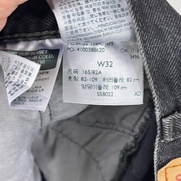 NEW Levi’s 501 Distressed Denim Jean Shorts Sz 32 High Rise Black Button Fly. - Picture 7 of 8